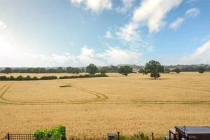 Photo 16- click for photo gallery